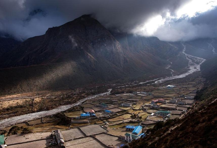 Mountain Lodges Of Nepal - Lukla Exterior photo